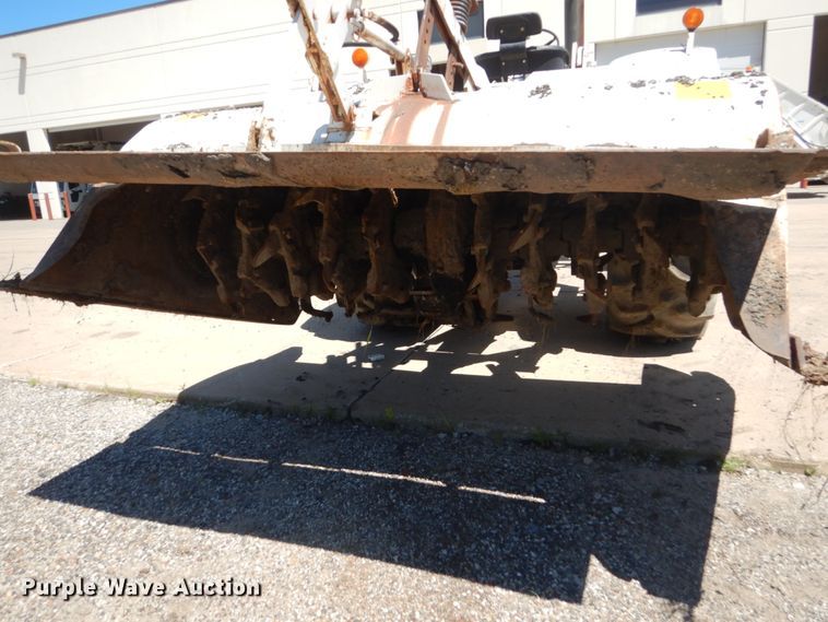 image for item FK9424 International 100 Hydro  tractor