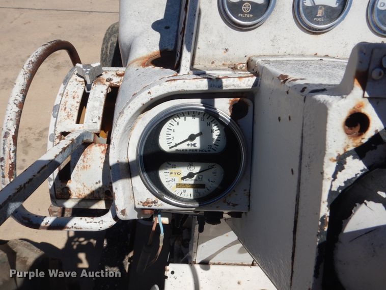 image for item FK9424 International 100 Hydro  tractor