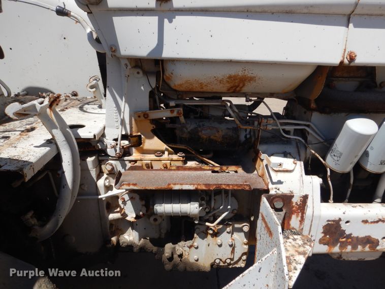 image for item FK9424 International 100 Hydro  tractor