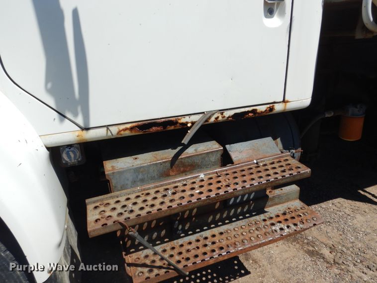 image for item FK9425 1992 International 4900  dump truck