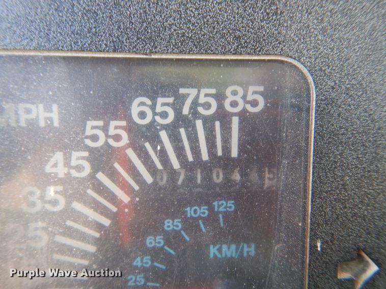 image for item FK9425 1992 International 4900  dump truck