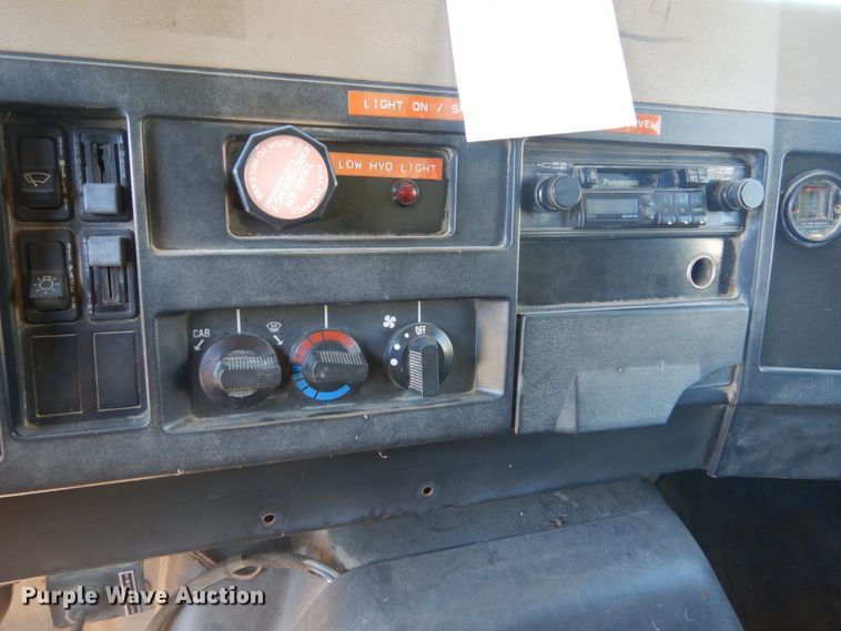 image for item FK9425 1992 International 4900  dump truck