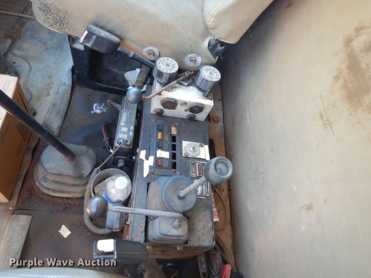 image for item FK9425 1992 International 4900  dump truck