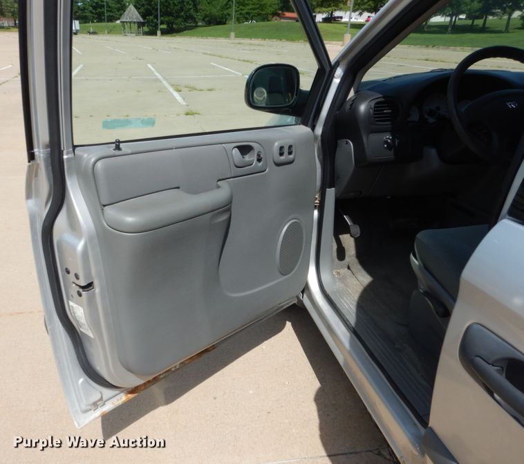 image for item FK9451 2007 Dodge Caravan  van