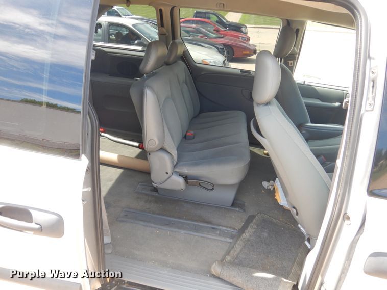 image for item FK9451 2007 Dodge Caravan  van