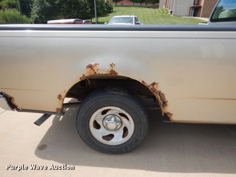 image for item FK9453 1999 Ford F150  pickup truck