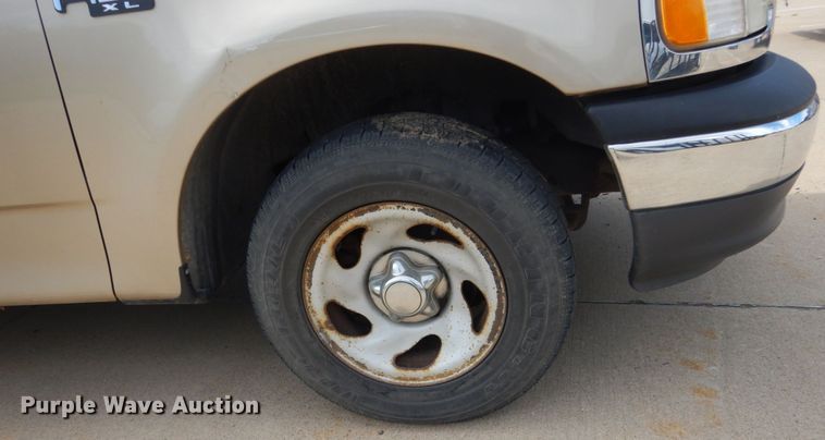 image for item FK9453 1999 Ford F150  pickup truck