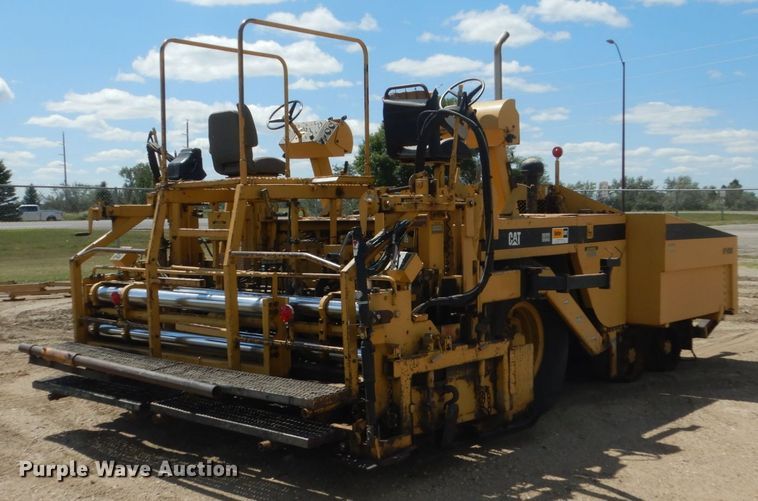image for item FT9011 1991 Caterpillar AP-800B  paver