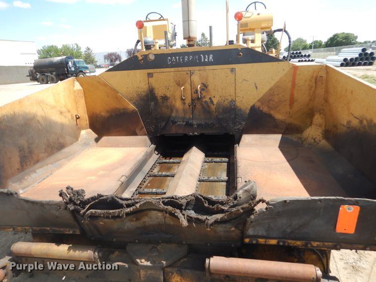 image for item FT9011 1991 Caterpillar AP-800B  paver