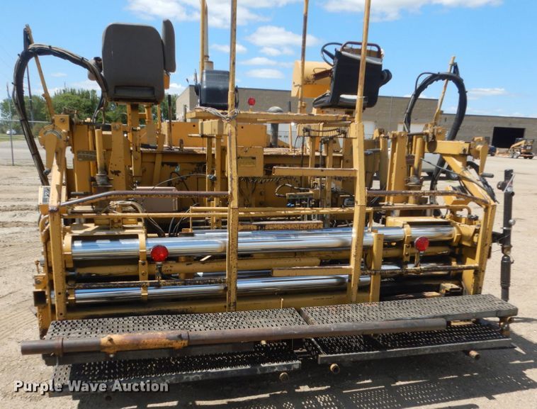 image for item FT9011 1991 Caterpillar AP-800B  paver