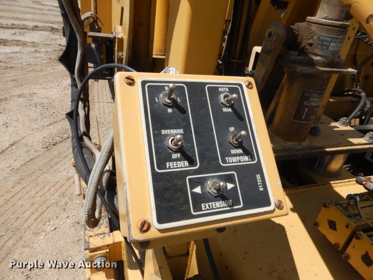 image for item FT9011 1991 Caterpillar AP-800B  paver