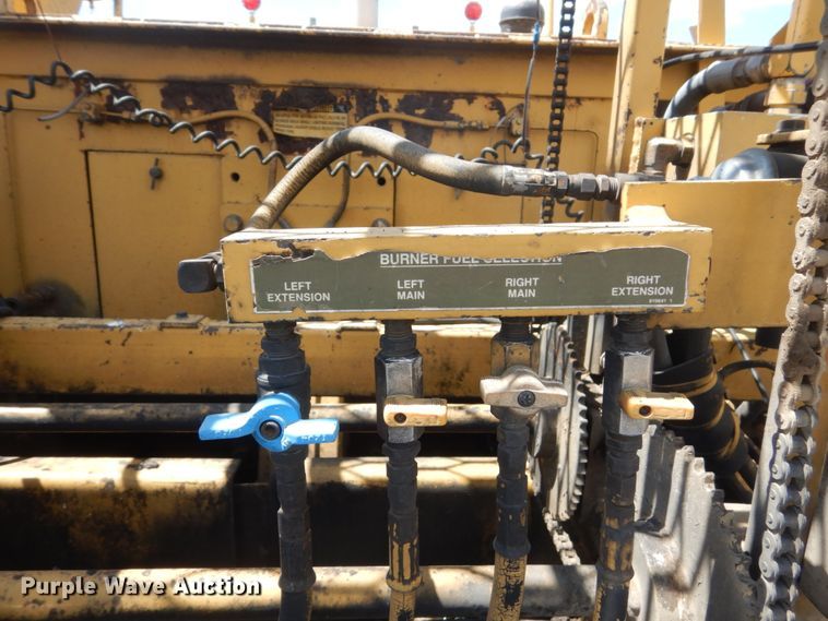 image for item FT9011 1991 Caterpillar AP-800B  paver