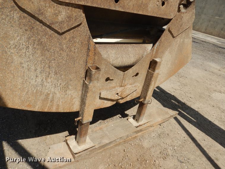 image for item FT9012 1999 Trail King TK54BDU bottom dump trailer