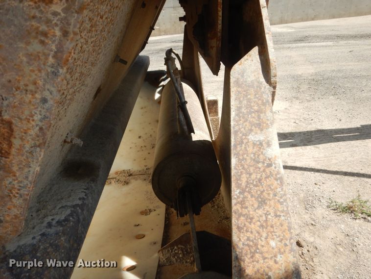 image for item FT9012 1999 Trail King TK54BDU bottom dump trailer