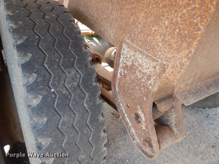 image for item FT9012 1999 Trail King TK54BDU bottom dump trailer