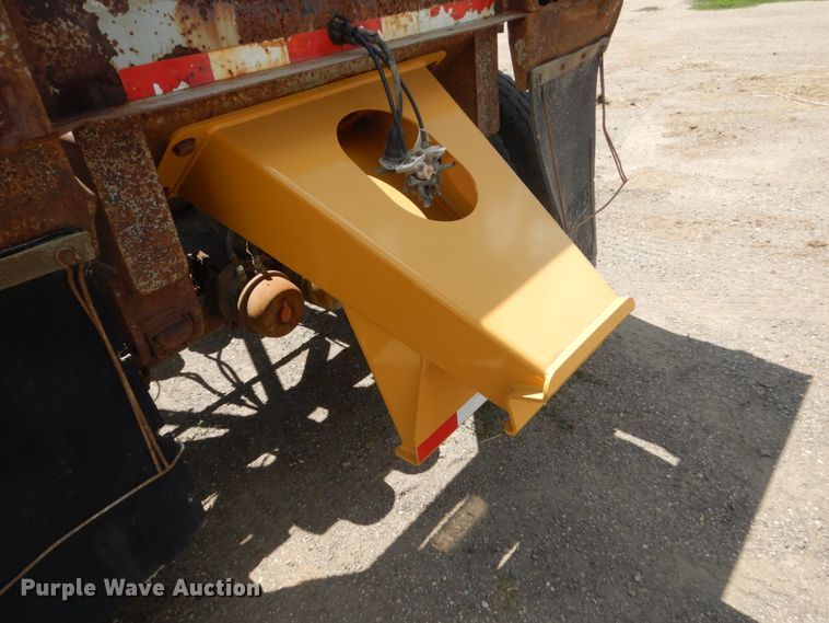 image for item FT9012 1999 Trail King TK54BDU bottom dump trailer