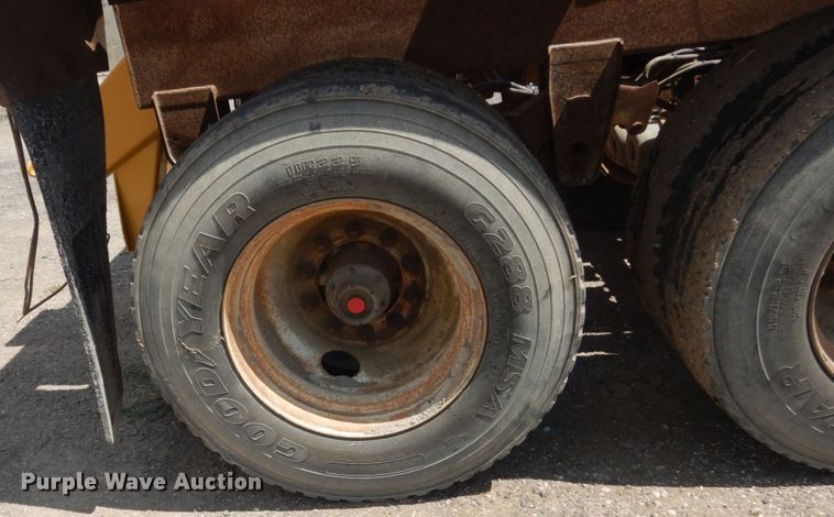 image for item FT9012 1999 Trail King TK54BDU bottom dump trailer