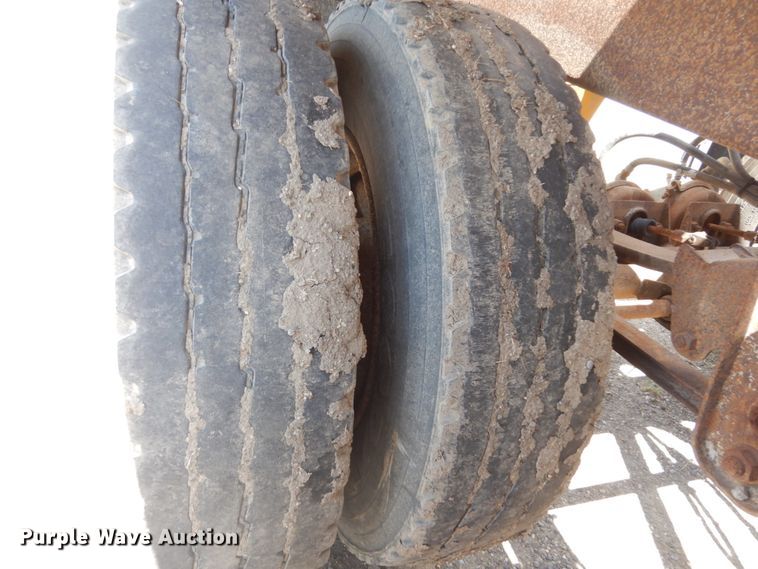 image for item FT9012 1999 Trail King TK54BDU bottom dump trailer