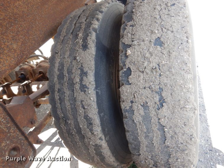 image for item FT9012 1999 Trail King TK54BDU bottom dump trailer