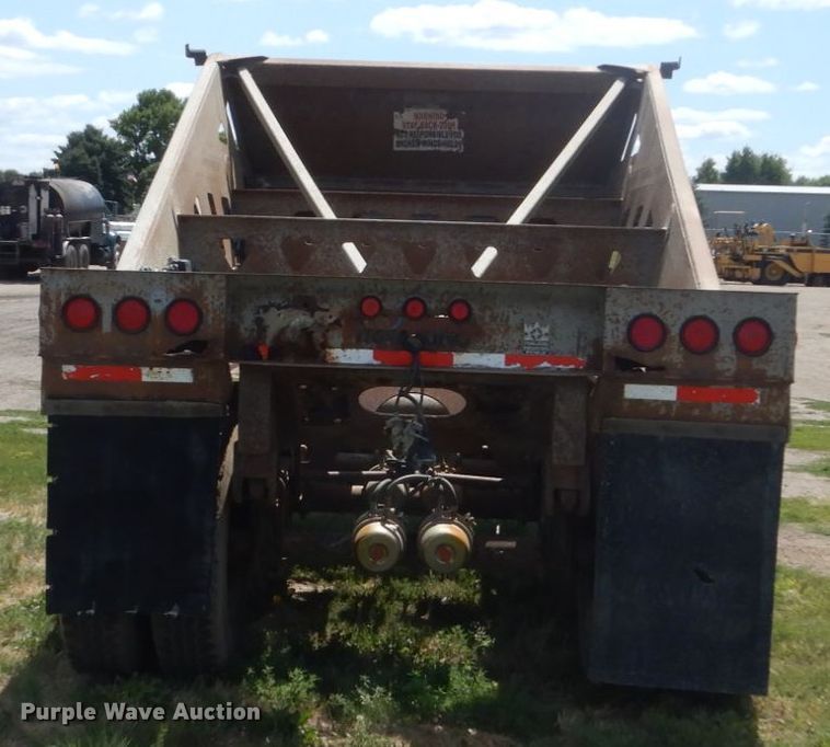 image for item FT9013 1998 Trail King 8X43 bottom dump trailer