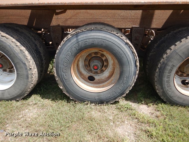 image for item FT9013 1998 Trail King 8X43 bottom dump trailer