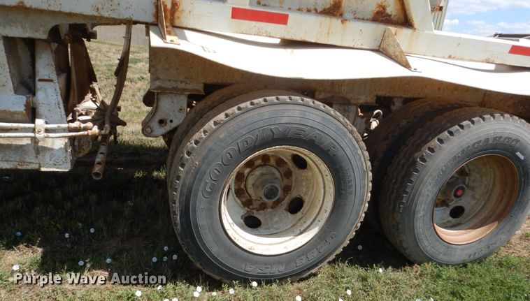 image for item FT9014 1999 Red River Dump25 bottom dump pup trailer