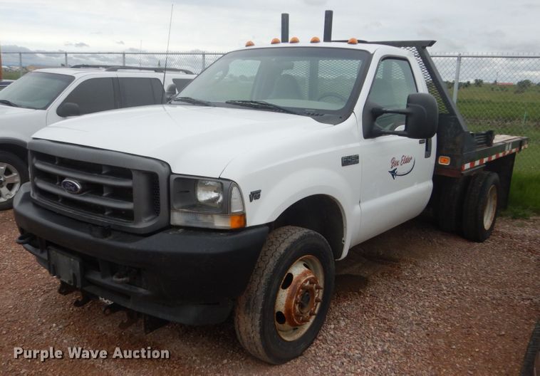 image for item GA9044 2003 Ford F450 Super Duty  flatbed truck