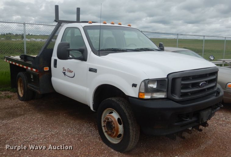 image for item GA9044 2003 Ford F450 Super Duty  flatbed truck