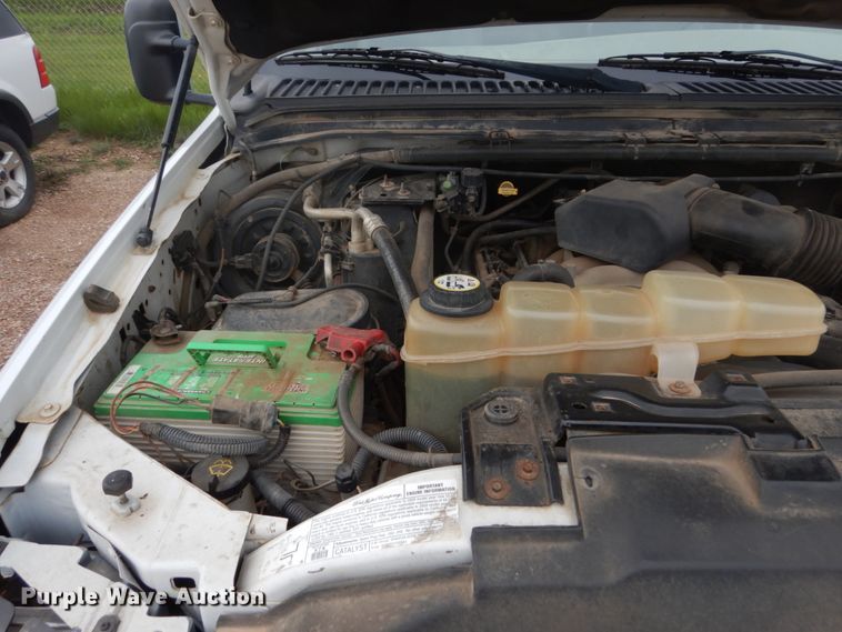 image for item GA9044 2003 Ford F450 Super Duty  flatbed truck