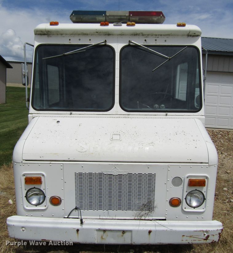 image for item GQ9077 1979 GMC  delivery truck