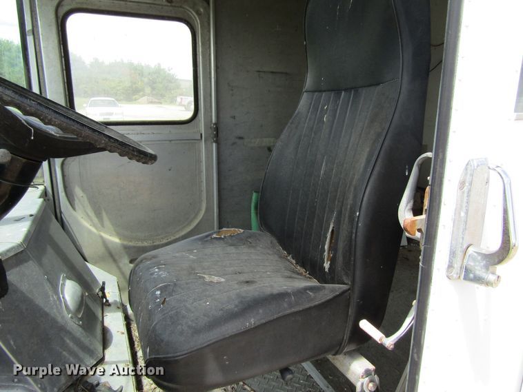 image for item GQ9077 1979 GMC  delivery truck