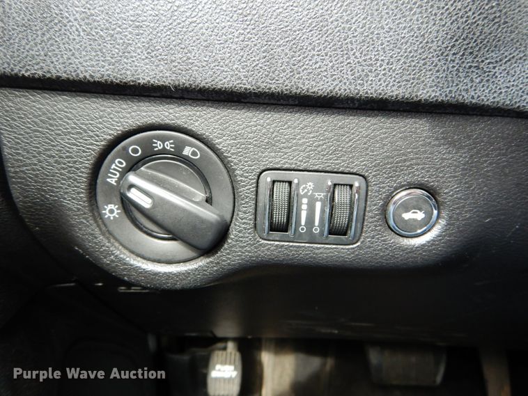 image for item GV9126 2013 Dodge Charger Police