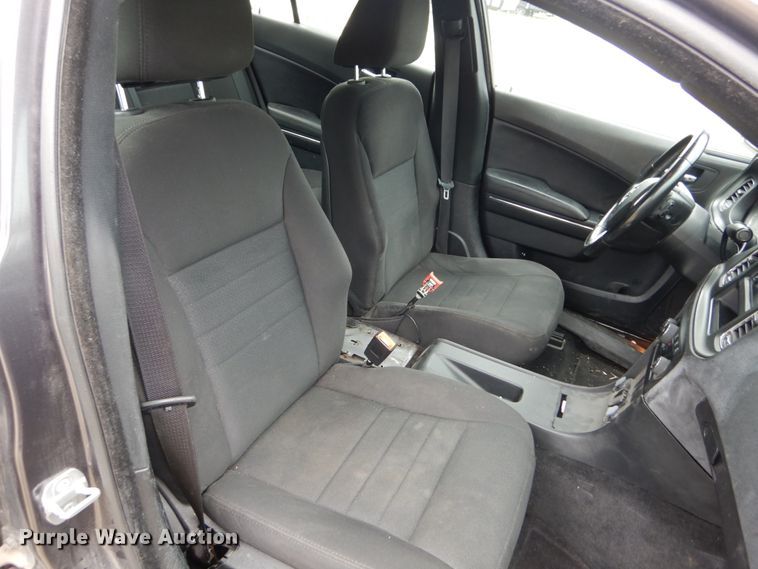 image for item GV9126 2013 Dodge Charger Police