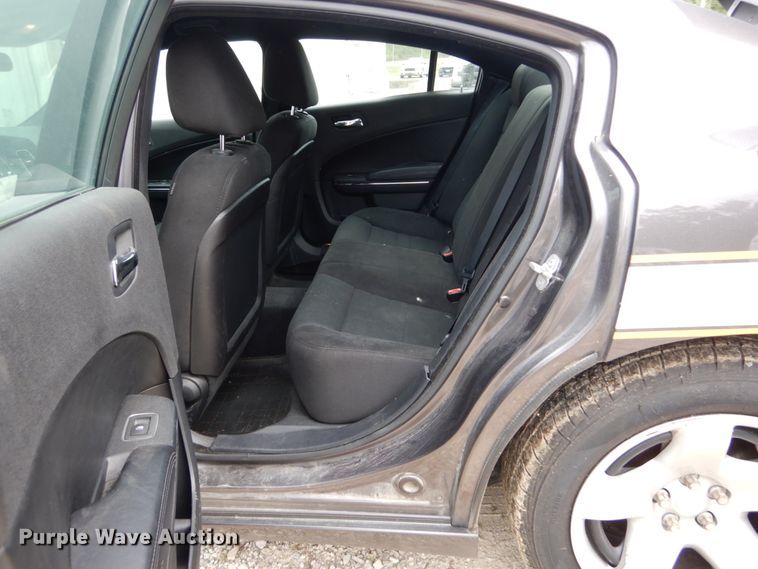 image for item GV9126 2013 Dodge Charger Police