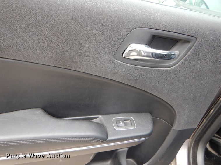 image for item GV9126 2013 Dodge Charger Police