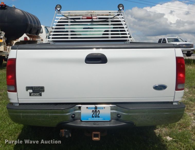 image for item GV9186 2004 Ford F150 XL  pickup truck