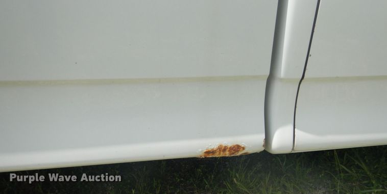 image for item GV9186 2004 Ford F150 XL  pickup truck