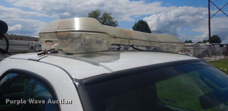 image for item GV9186 2004 Ford F150 XL  pickup truck