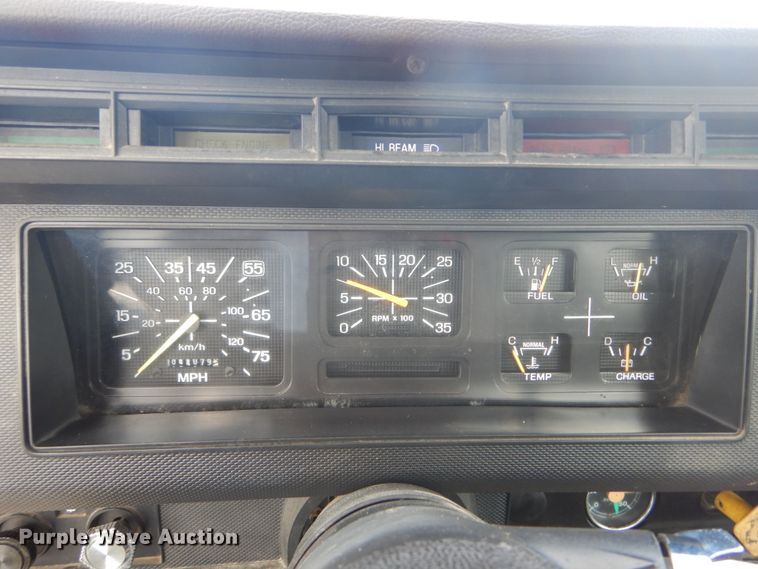 image for item GV9187 1995 Ford F800  sewer jetter truck