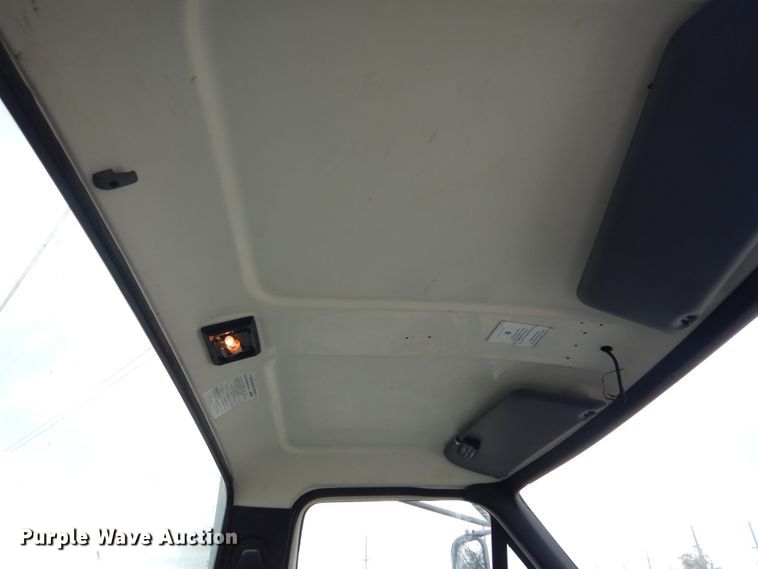 image for item GV9187 1995 Ford F800  sewer jetter truck