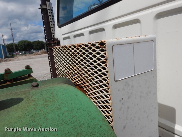 image for item GV9187 1995 Ford F800  sewer jetter truck