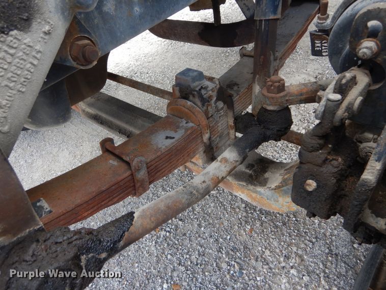 image for item GV9187 1995 Ford F800  sewer jetter truck