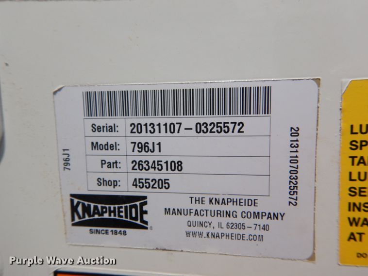 image for item GV9188 2005 Ford F250 Super Duty XL  utility bed pickup truck