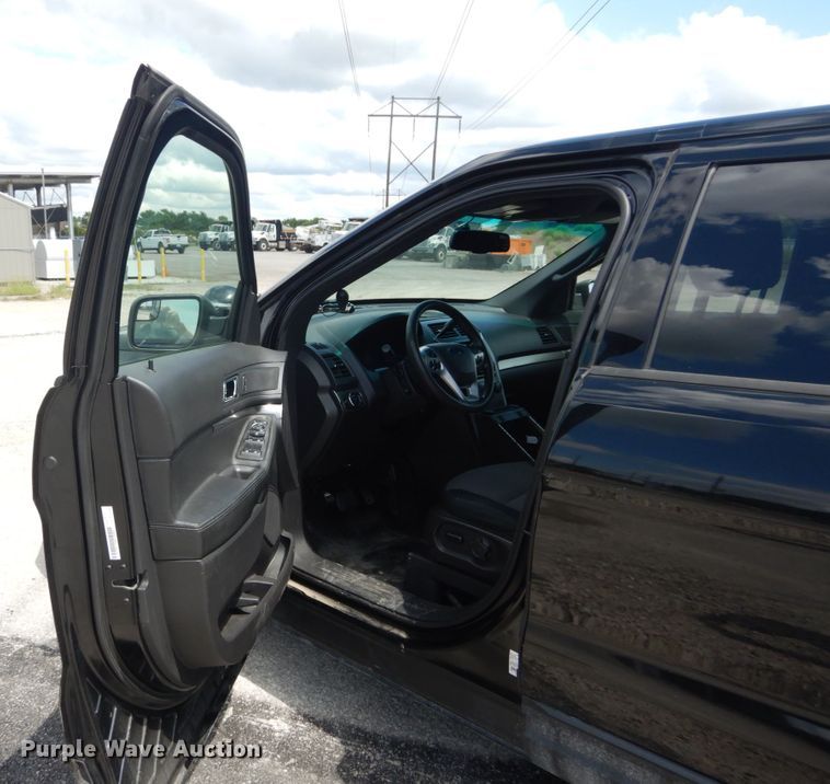 image for item GV9189 2015 Ford Explorer Police Interceptor  SUV