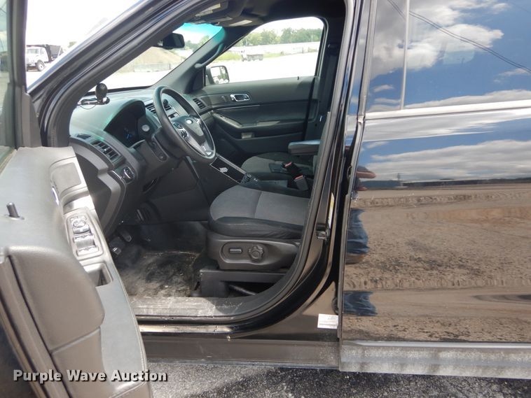 image for item GV9189 2015 Ford Explorer Police Interceptor  SUV