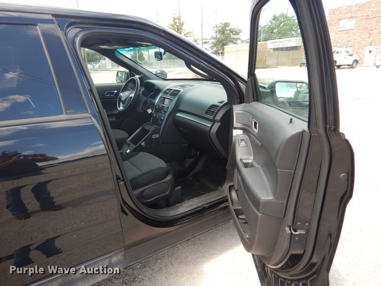 image for item GV9189 2015 Ford Explorer Police Interceptor  SUV