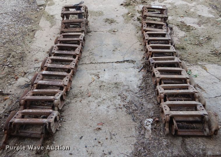image for item GV9193 Bobcat steel over the tire tracks