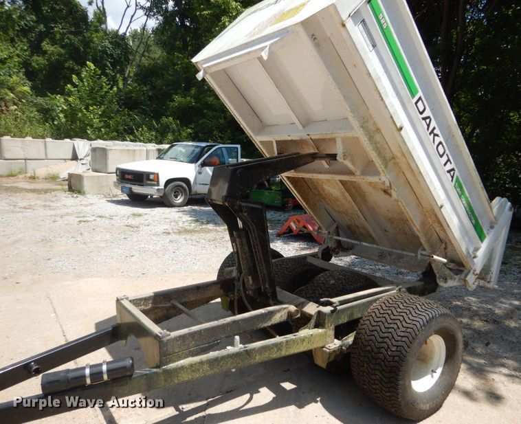 image for item GV9194 Dakota 525 dump cart
