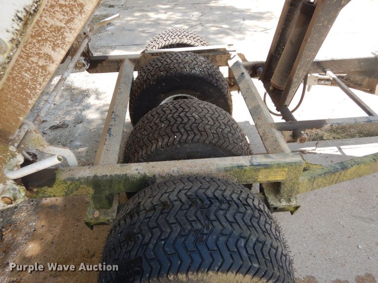 image for item GV9194 Dakota 525 dump cart