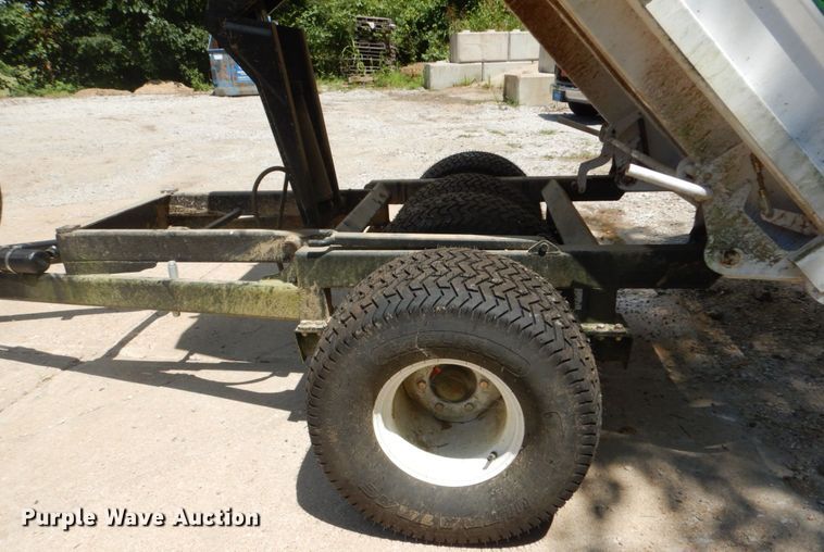 image for item GV9194 Dakota 525 dump cart